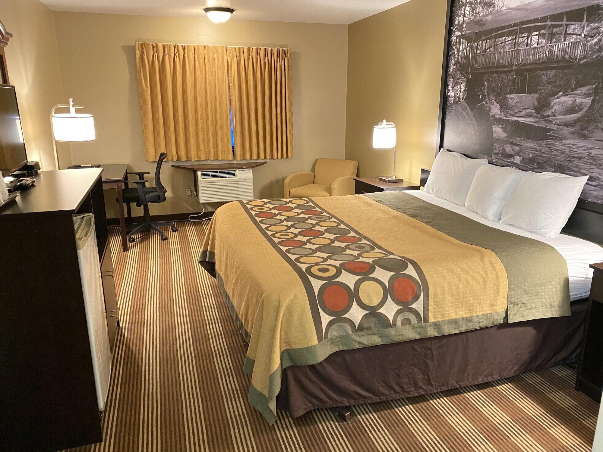 Hotel Super 8 By Wyndham Eau Claire Wi Exteriér fotografie