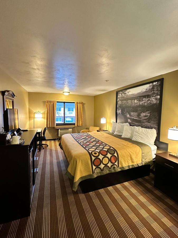 Hotel Super 8 By Wyndham Eau Claire Wi Exteriér fotografie